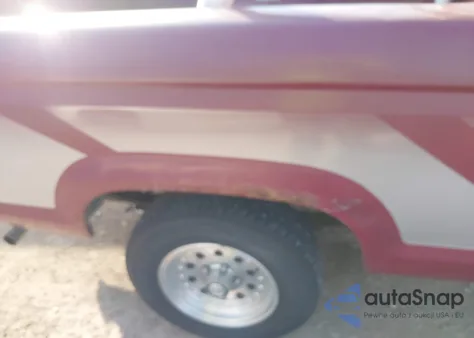 1992 Ford Ranger Super Cab из США, поврежденный, VIN 1FTCR14U6NPA02047